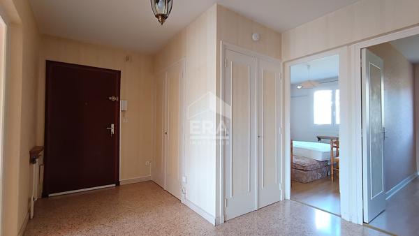 Appartement Le Puy en Velay 66.91 m2, 2 chambres, garage et cave.