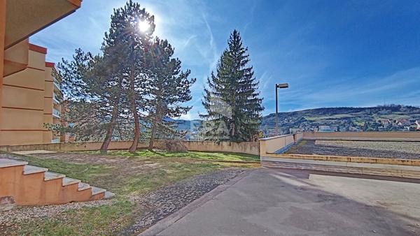 Appartement Le Puy en Velay 66.91 m2, 2 chambres, garage et cave.