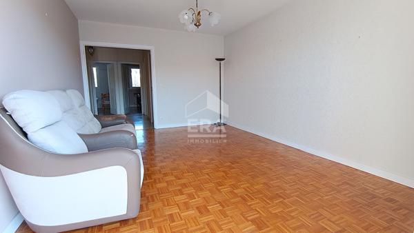 Appartement Le Puy en Velay 66.91 m2, 2 chambres, garage et cave.