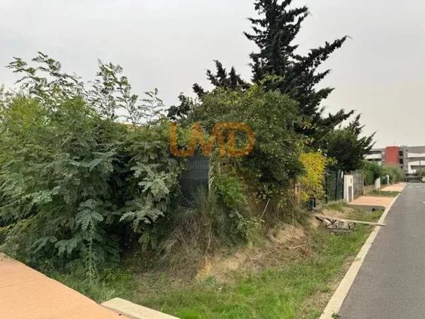 Terrain Constructible à 500m de la mer à Sérignan