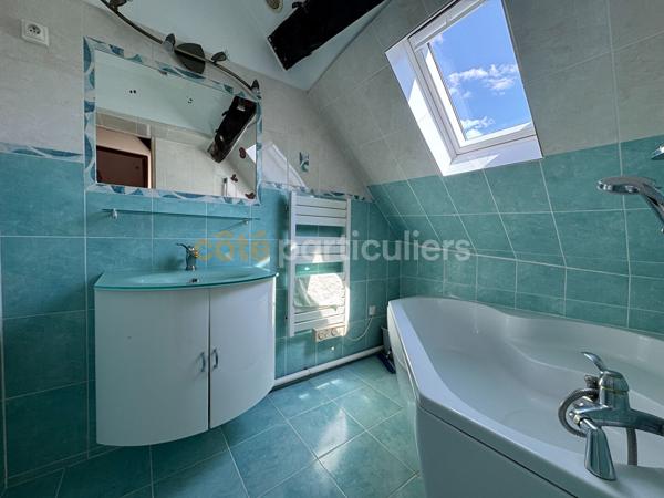 Vente
                Appartement70,1 m² - 3 Pièces -
                    ORLEANS (45000)