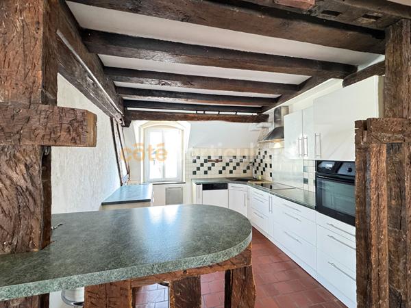 Vente
                Appartement70,1 m² - 3 Pièces -
                    ORLEANS (45000)