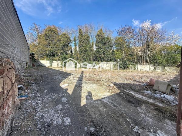 TERRAIN CONSTRUCTIBLE