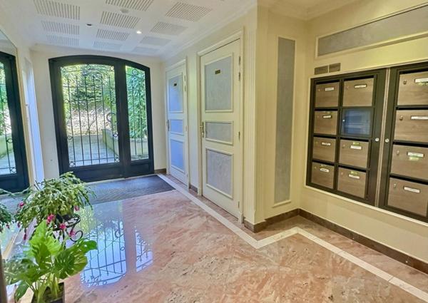 Appartement Ozoir La Ferriere 2 pièce(s) 47 m2 avec jardin sans vis à vis