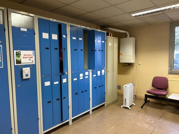 Bureau à vendre à Saint-Brevin 515 m2 sur terrain clos proche commerces