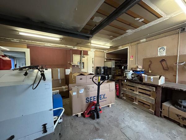 Bureau à vendre à Saint-Brevin 515 m2 sur terrain clos proche commerces