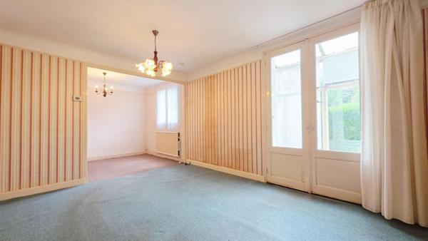 BOURGES MAISON 83M² 4 PIECES 3 CHAMBRES SOUS-SOL GARAGE JARDIN