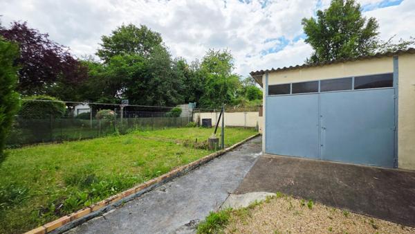 BOURGES MAISON 83M² 4 PIECES 3 CHAMBRES SOUS-SOL GARAGE JARDIN