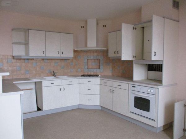 Immeuble à vendre à Fougères en Ille-et-Vilaine (35300), ref : 11737/720