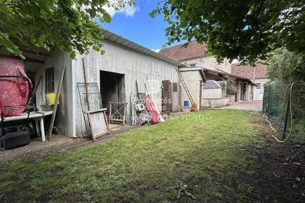 Maison Vatan 5 pièce(s) 104 m2