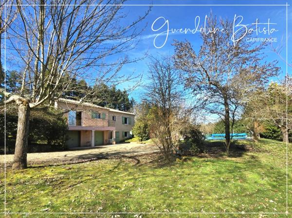 Maison individuelle 115m² avec sous-sol - Terrain clos 3781m² avec piscine au chlore 10x5