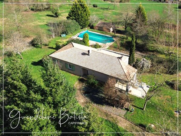 Maison individuelle 115m² avec sous-sol - Terrain clos 3781m² avec piscine au chlore 10x5