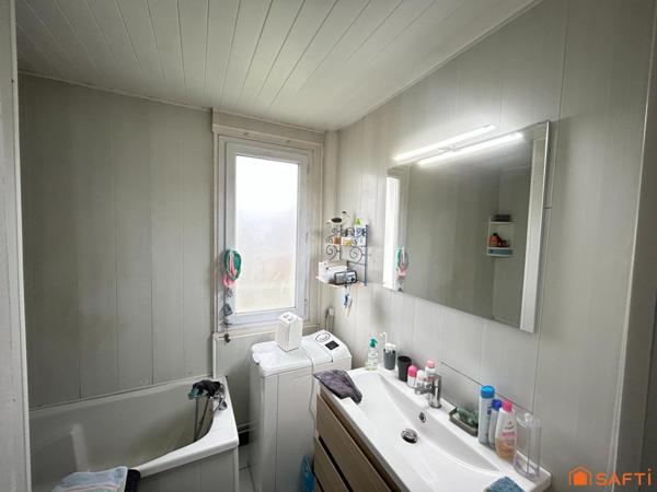 Appartement lumineux secteur calme