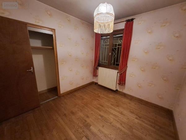 Maison à vendre à Saint-Georges dans le Cantal (15100), ref : 044/1215