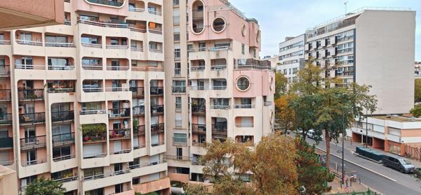 ? Votre Nouveau Cocon à Deux Pas du Métro Crimée ! ?