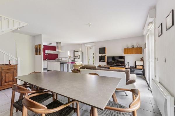 LA BREDE  proche commodités