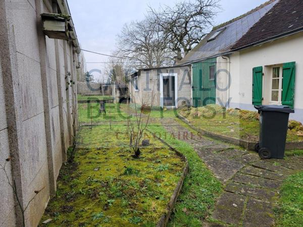 Maison à vendre à Cloyes-les-Trois-Rivières dans l'Eure-et-Loir (28220), ref : JS/890