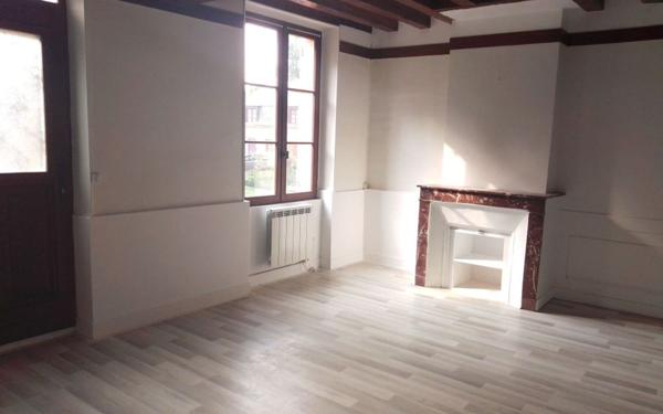 Maison à vendre    6 pièces •  Chaumont-sur-Tharonne