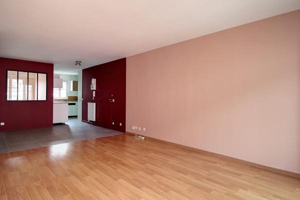 APPARTEMENT RUEIL-MALMAISON COEUR DE VILLE 4 PIECES 3 CHAMBRES AVEC BOX ET CAVE REFAIT A NEUF