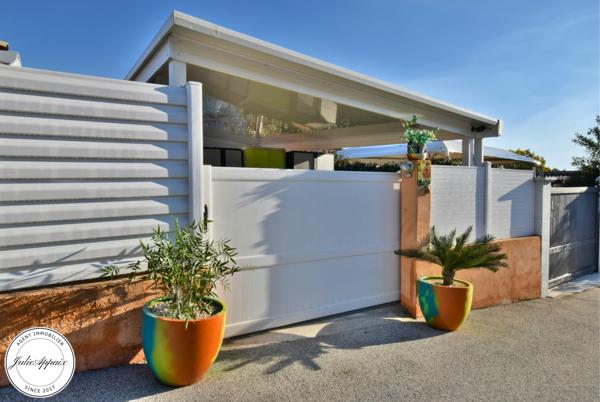 Roquebrune-sur-Argens (83520) Maison située dans domaine sécurisé avec un parc de loisirs résidentiel
