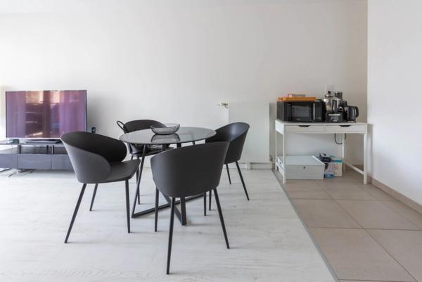 Investissement locatif à Clamart – Appartement récent 3 pièces avec balcon et parking