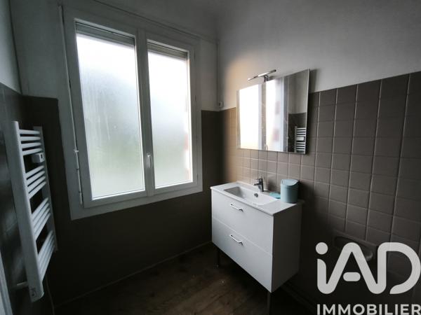 Immeuble à vendre 235 m² Chabris