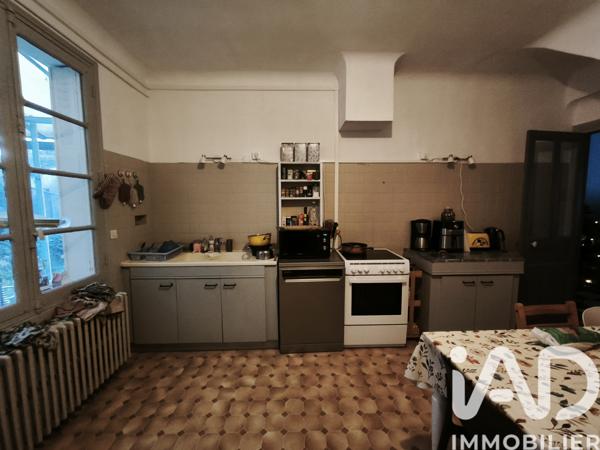 Immeuble à vendre 235 m² Chabris