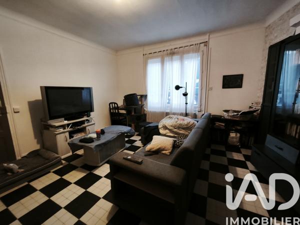 Immeuble à vendre 235 m² Chabris