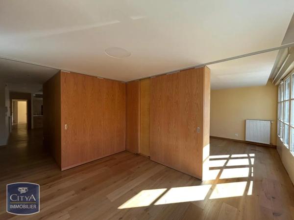 Appartement à louer 6 pièces 151.4m² Riom (63200)