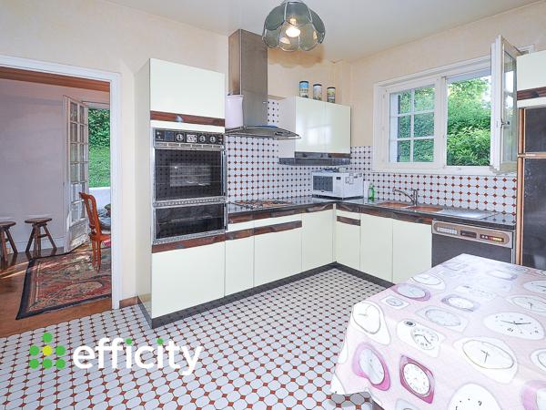 Maison 5 pièces - 365 m² Bien prestige