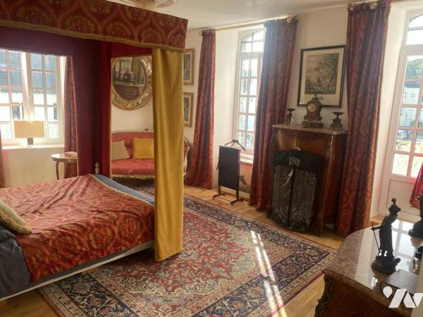 MAISON DE CARACTERE, BELLE ISLE EN TERRE