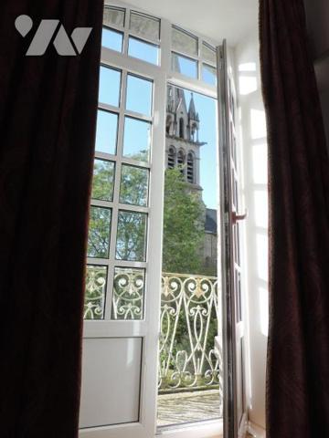 MAISON DE CARACTERE, BELLE ISLE EN TERRE