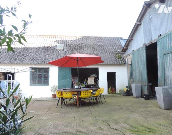 MAISON DE CARACTERE, BELLE ISLE EN TERRE