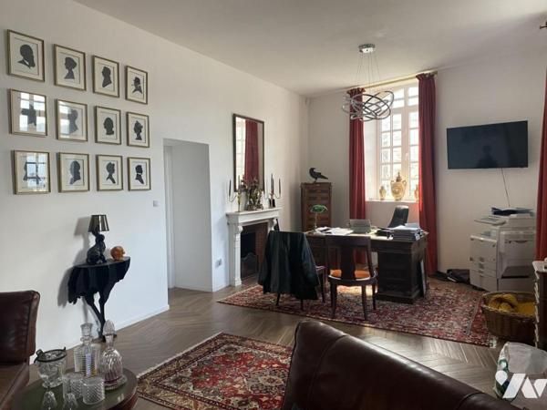 MAISON DE CARACTERE, BELLE ISLE EN TERRE