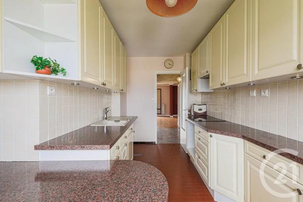 Appartement F5 à vendre  5 pièces - 123,43 m 2   GRENOBLE  - 38