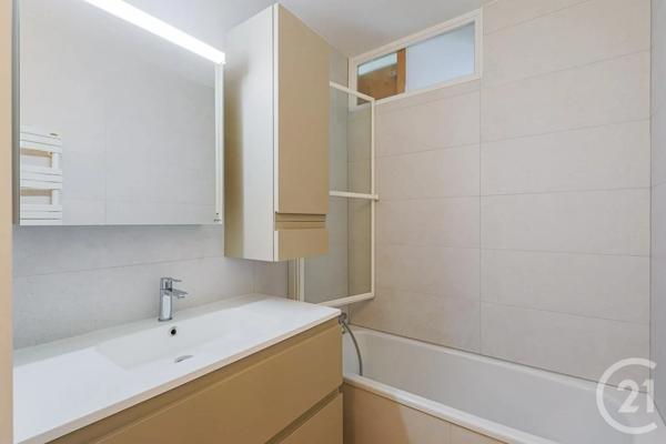 Appartement F5 à vendre  5 pièces - 123,43 m 2   GRENOBLE  - 38
