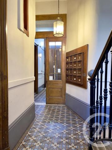 Appartement T1 à vendre  1 pièce - 36,75 m 2   VILLEURBANNE  - 69