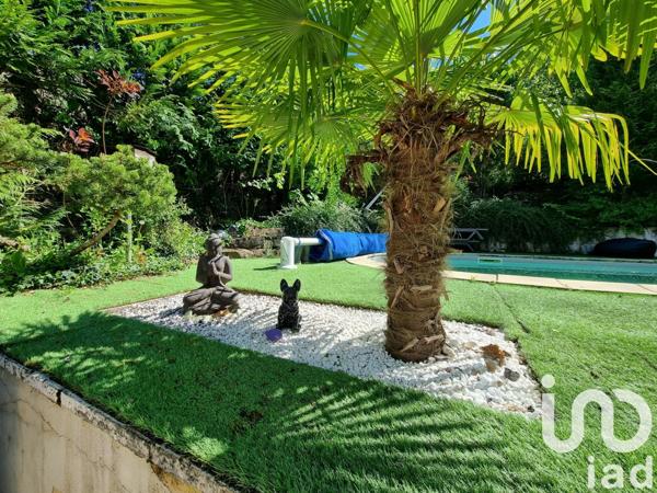 Maison traditionnelle 8 pièces de 200 m² à Bouxières-aux-Dames (54136)