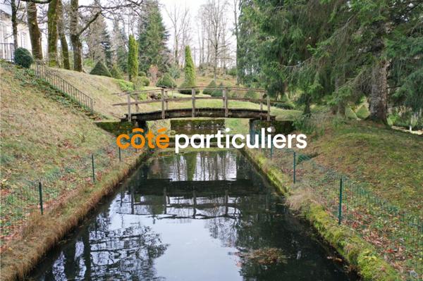 Vente
                Demeure720 m² - 10 Pièces -
                    Marcenat (15190)