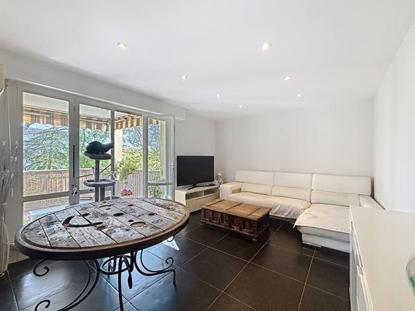 T3 68 m² au calme avec terrasse en résidence verdoyante