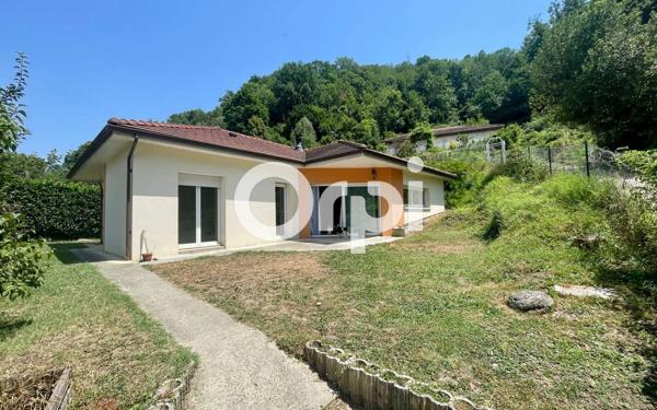 Maison à vendre    4 pièces •  Froges