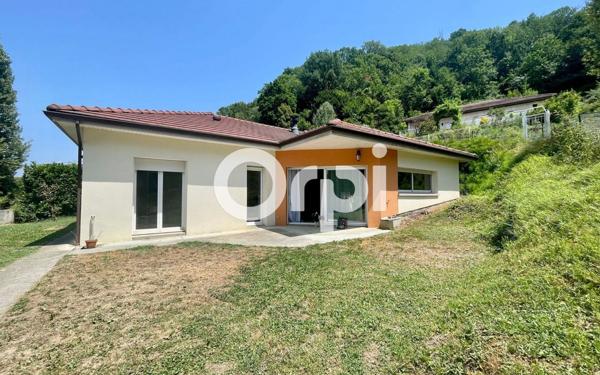 Maison à vendre    4 pièces •  Froges