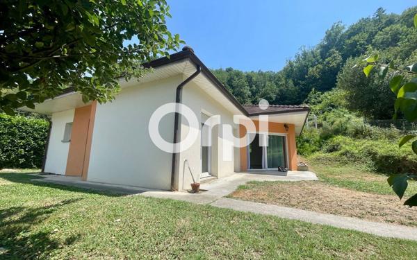 Maison à vendre    4 pièces •  Froges