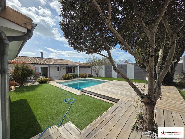 L'houmeau, propriété de plain-pied avec piscine. L houmeau