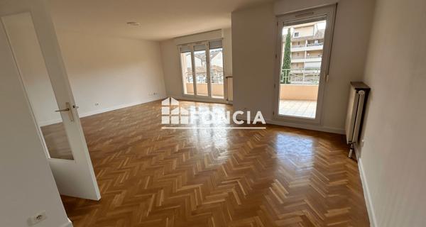 Location Appartement 4 pièces 88 m² - Vienne 38200