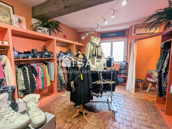 Boutique mode féminine au centre-ville de Cosne