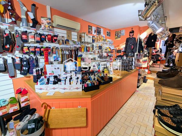 Boutique mode féminine au centre-ville de Cosne