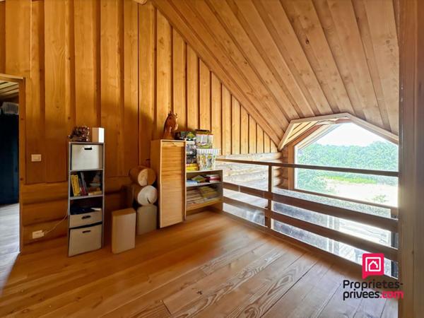 Maison en rondins (Fuste) Proche Précy Sous Thil 3 chambres avec jardin