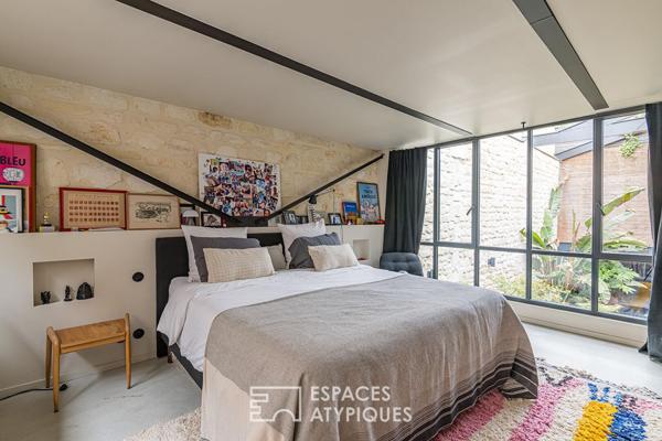 Un loft d’artiste spectaculaire et hors normes aux Chartrons
