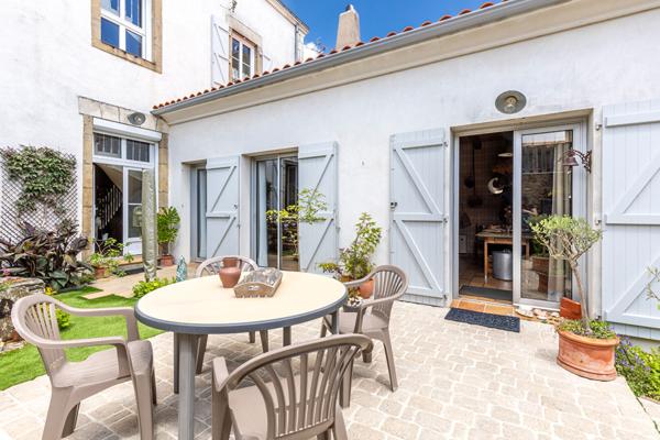 Vente maison La Garnache : 325 000 € - AJP Immobilier Challans